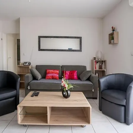 Appartement Les Cles De Jonzacconciergerie Carre Des Antilles Jonzac